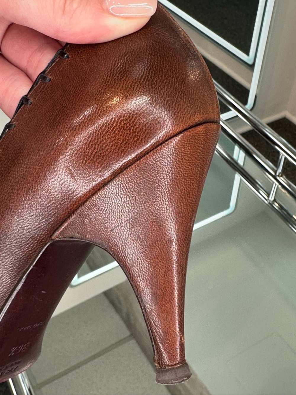 Prada pumps - Picture 13 of 17